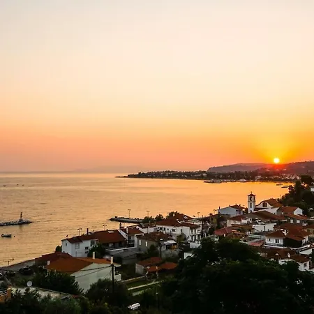 Villa Luxury Hilltop 200m From The Beach *