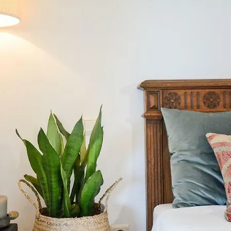 Luxury Hilltop 200m From The Beach
